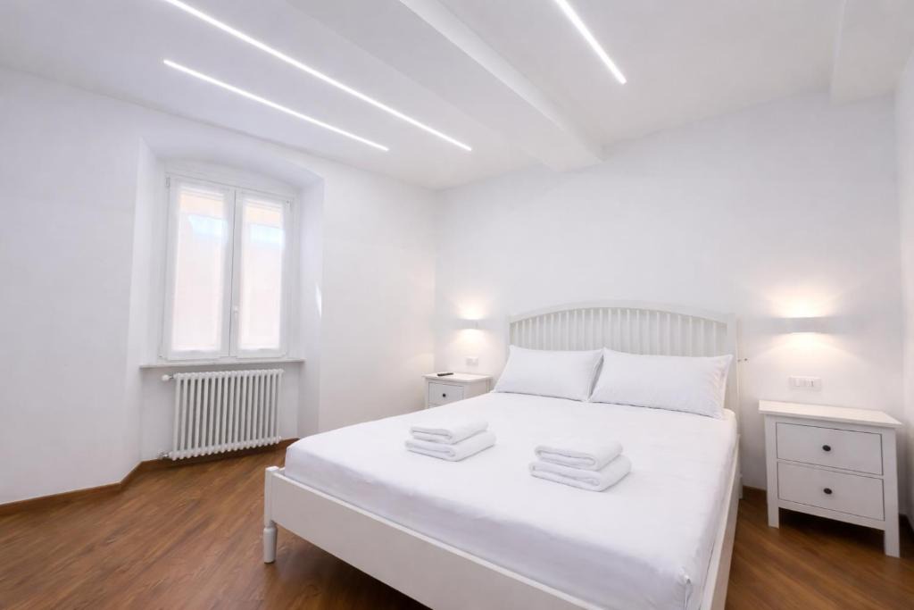 Voltri Apartment | Bilocale al Mare , Ascensore & WiFi , Stazione