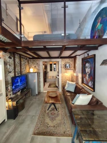 Marina di Carrara House | Bilocale stile loft centro storico