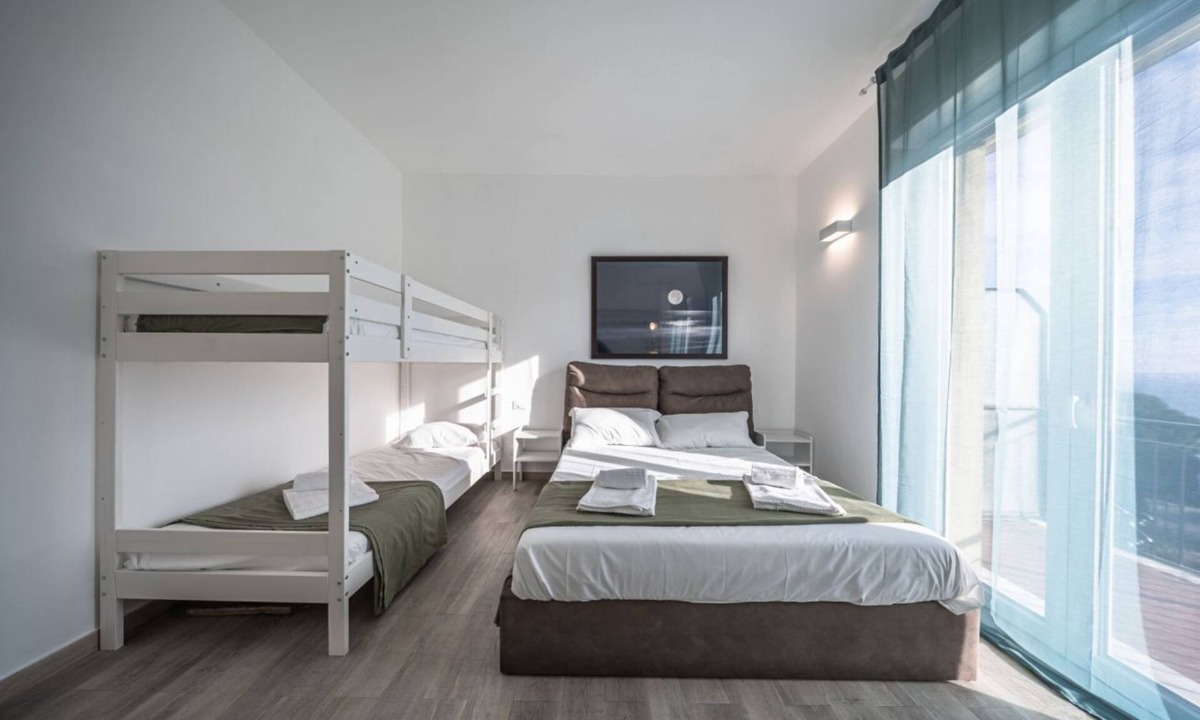 Celle Ligure Apartment | [Blue Panorama] Beach 7 min Terrace WiFi