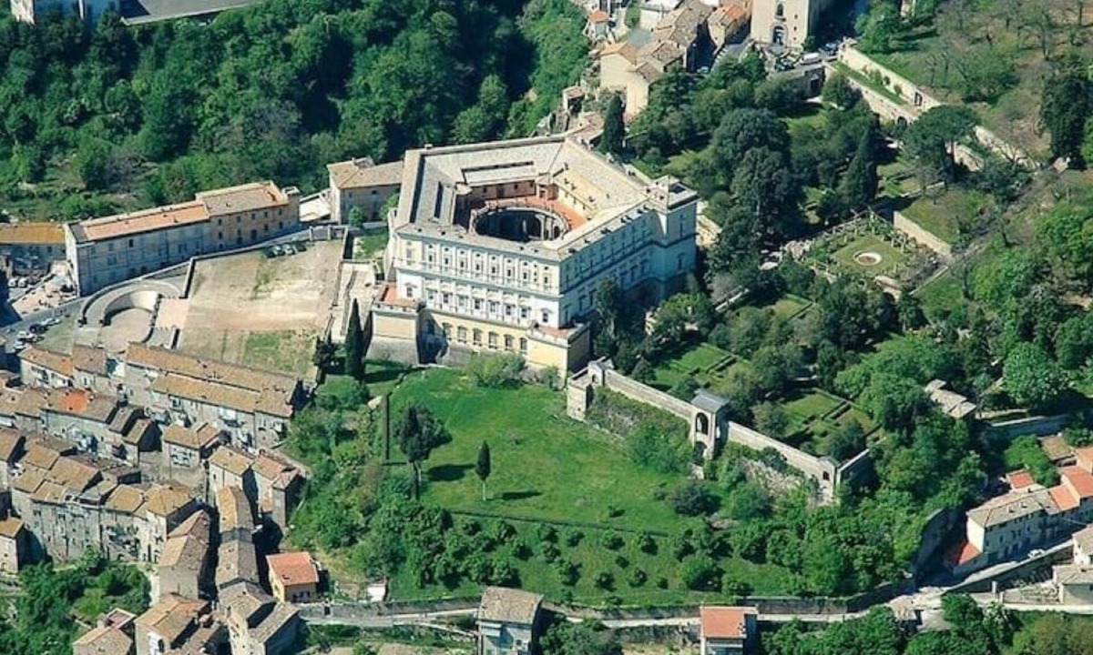 Caprarola Apartment | Bomboniera con Vista nel Borgo Storico
