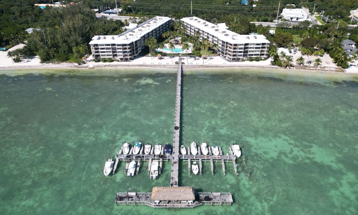 Islamorada Condo | BOOK YOUR DREAM VACATION at BEACON REEF - SPECIAL SUMMER DEAL