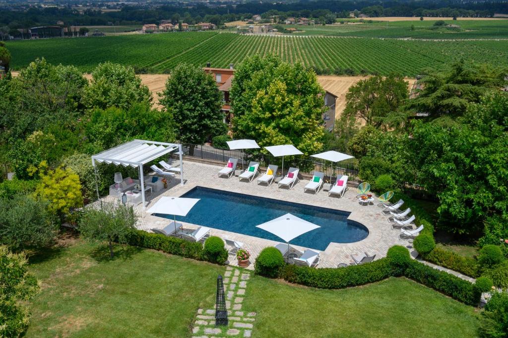 Torgiano Hotel | Boutique Hotel al Grappolo d'Oro