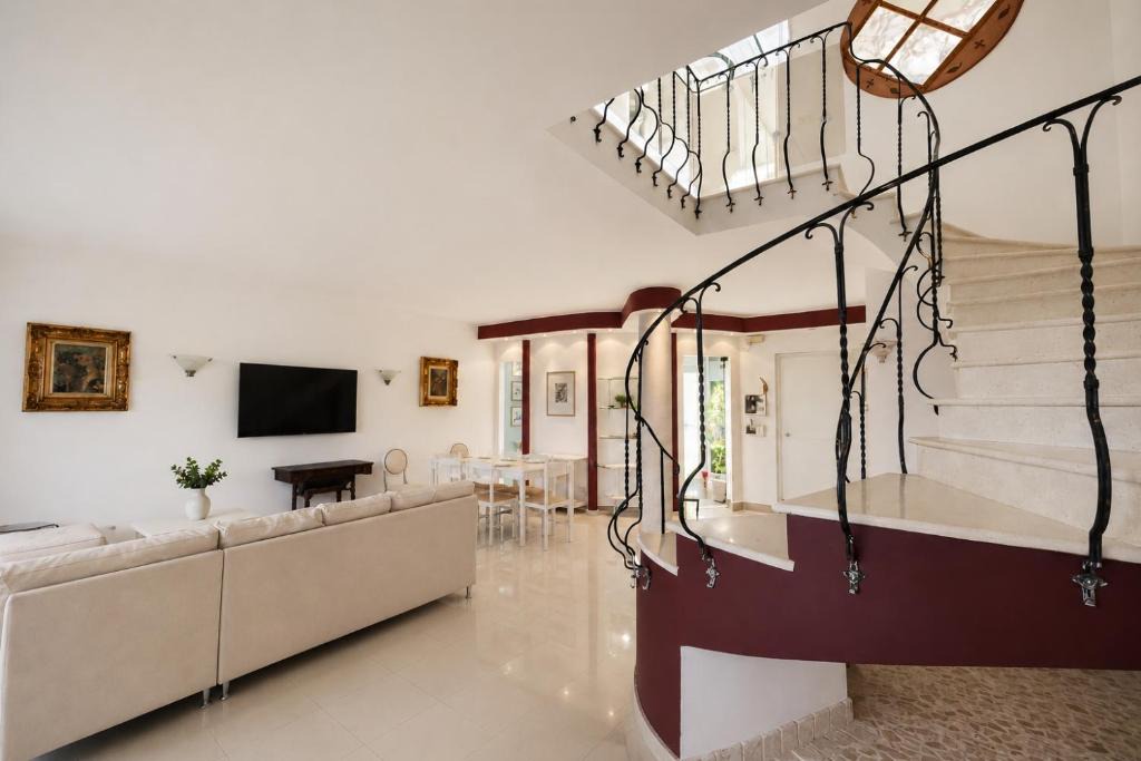 Loreto Aprutino House | Buscine Home Loreto Aprutino Hills Collection