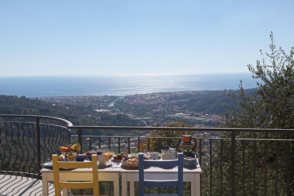 Breccanecca House | CA' DA TOLLO