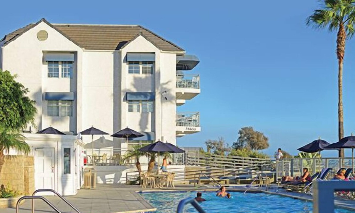 Capistrano Beach Villa | Capistrano Beach | Capistrano Beach Stay | Pool & Beach | 2BR