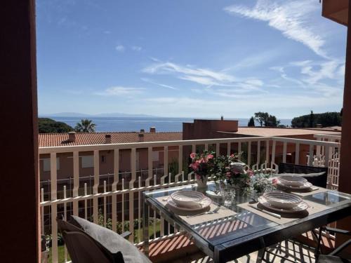 Capo D'arco Apartment | Capo d'Arco - Bougainvillea