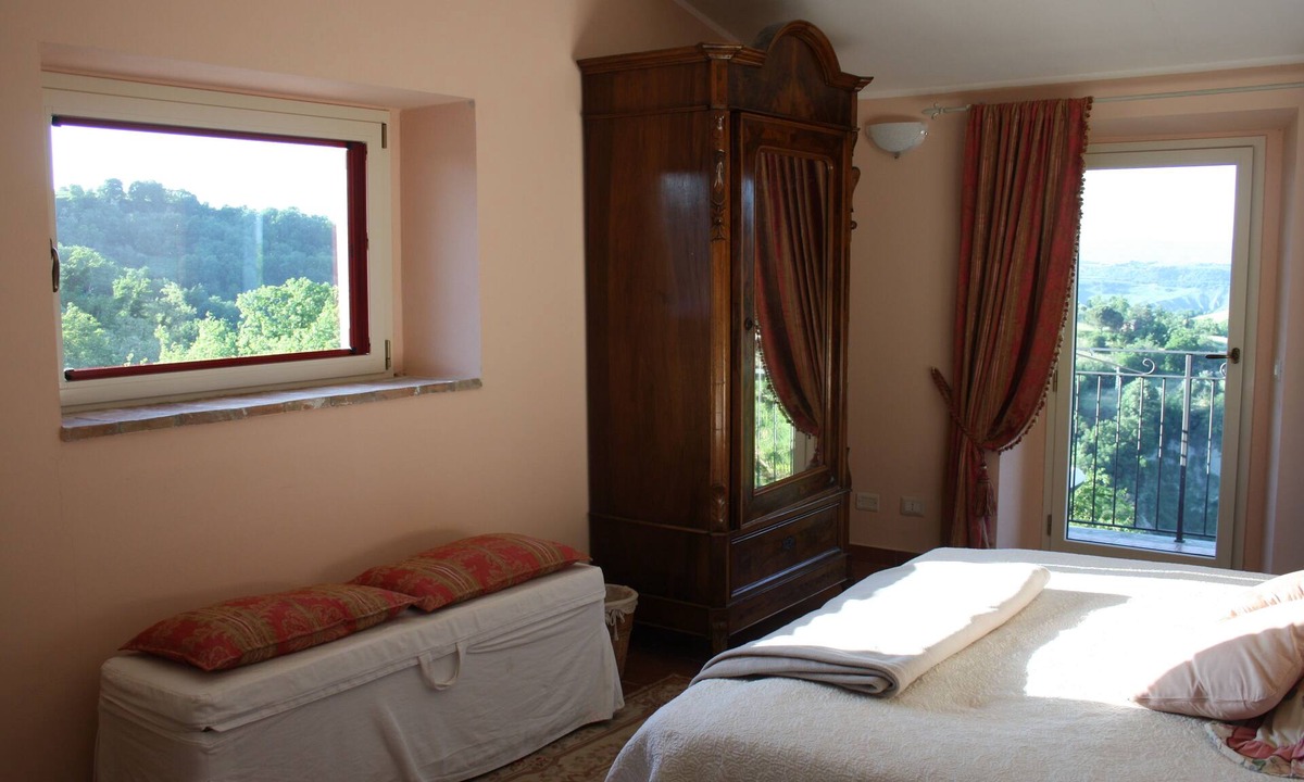 Bagnoregio Apartment | CASA AMOROSA is A HOUSE ON THREE FLOORS WITH A HABITABLE CELLAR AND TWO TERRACES.