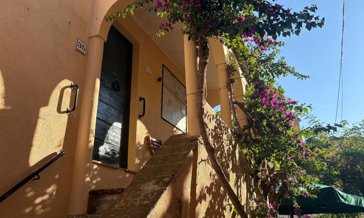 Marciana Marina Apartment | Casa Bouganvillea will welcome you right in the heart of the historic center, just a stone's throw from the sea