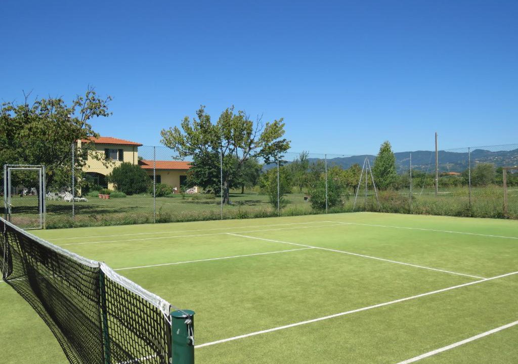 Ameglia Apartment | Casa con piscina campo da tennis vicino al mare e alle Cinque Terre