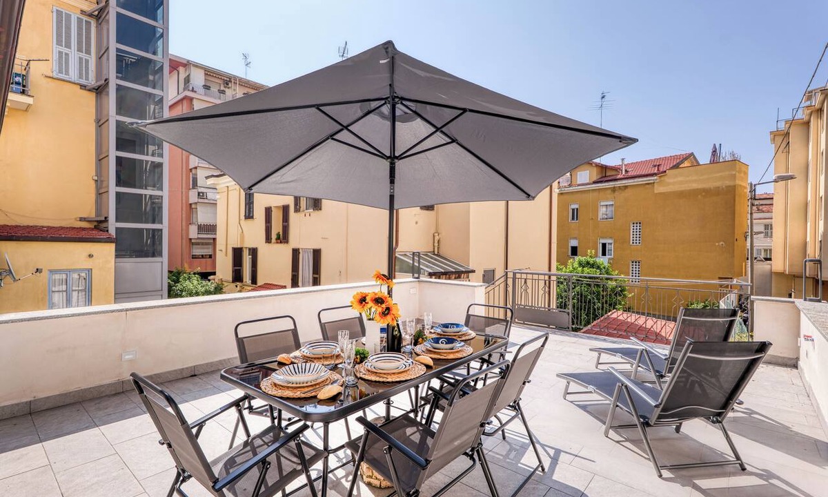 Sanremo Apartment | Casa del Geco with Terrace and Parking, Sanremo, Italy
