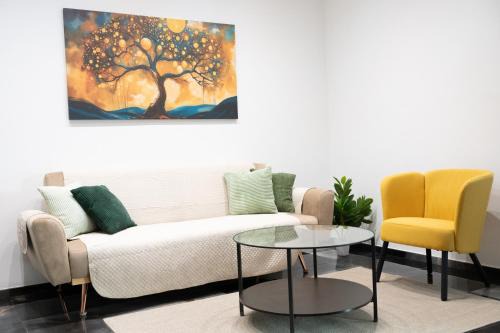 Pineta Apartment | Casa del Mar - Modern 3BR - 100m to Beach