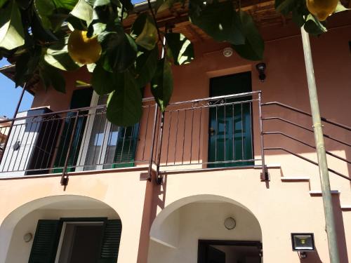 San Lorenzo al Mare Apartment | Casa di Giulia