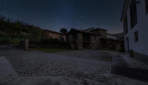Castelletto d'Erro House | [Casa Gio] 18 posti, una griglia, mille stelle