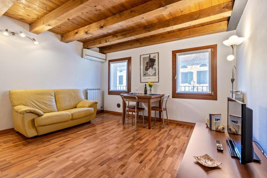 Mirano Apartment | Casa Giuly