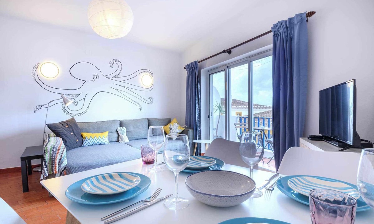Burgau Apartment | Casa Indie; 2 bed by beach + pool use &Sunny balcony from Burgau Beach Hideaways