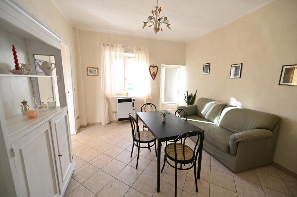 Treville House | CASA LETIZIA