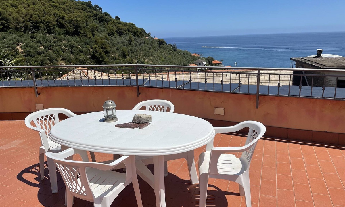 Cervo House | Casa Maria: terrace with a panoramic view, parking, available starting August 29