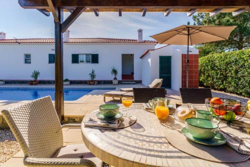 Aljezur Villa | Casa Sol a Sol - Villa with Swimming Pool by Lisbeyond
