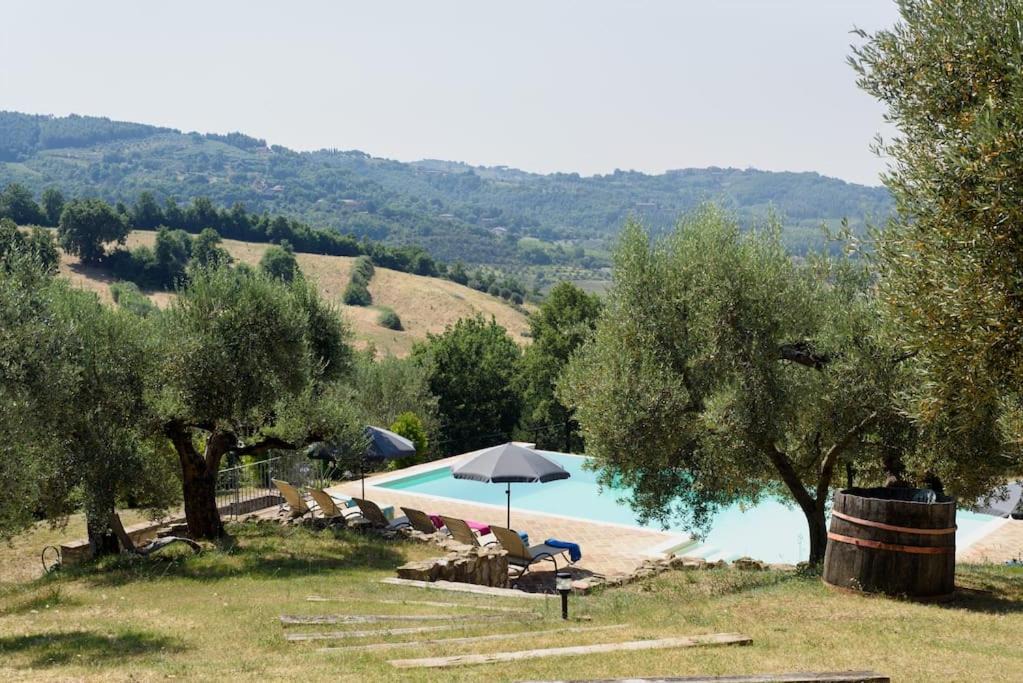 Montelaguardia Villa | Casa Timo an old Italian farmhouse
