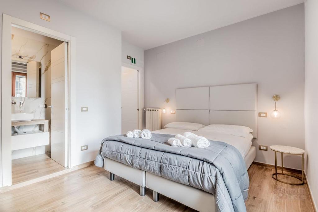 Quartiere XXVIII Monte Sacro Alto Apartment | CasaCasuSuites