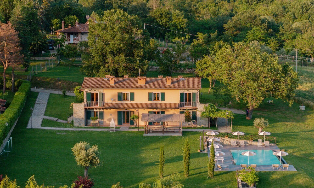 Pratovecchio Villa | Casale Daniele - Holiday Villa Rental with swimming pool in Casentino Valley, Tuscany