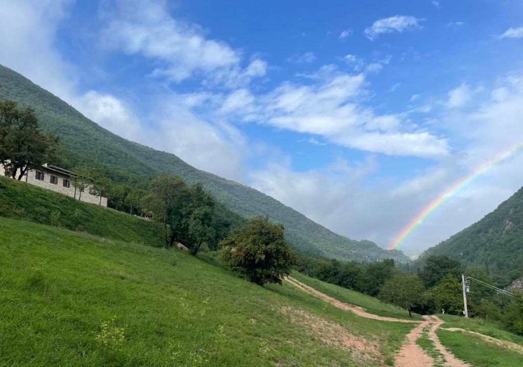Pieve Torina Bed & Breakfast | Casale nella valle