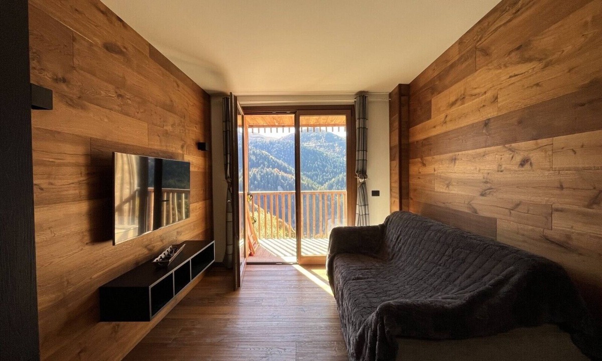 Prato Nevoso Apartment | Chalet del Borgo 24 Prato Nevoso – Charming Wooden Apartment with Mountain Views