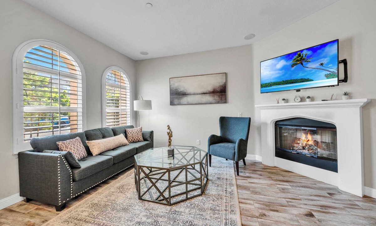 Northwood House | Charming 3BR Home｜Community Pool Access｜Relaxing Patio｜Family Friendly #40818