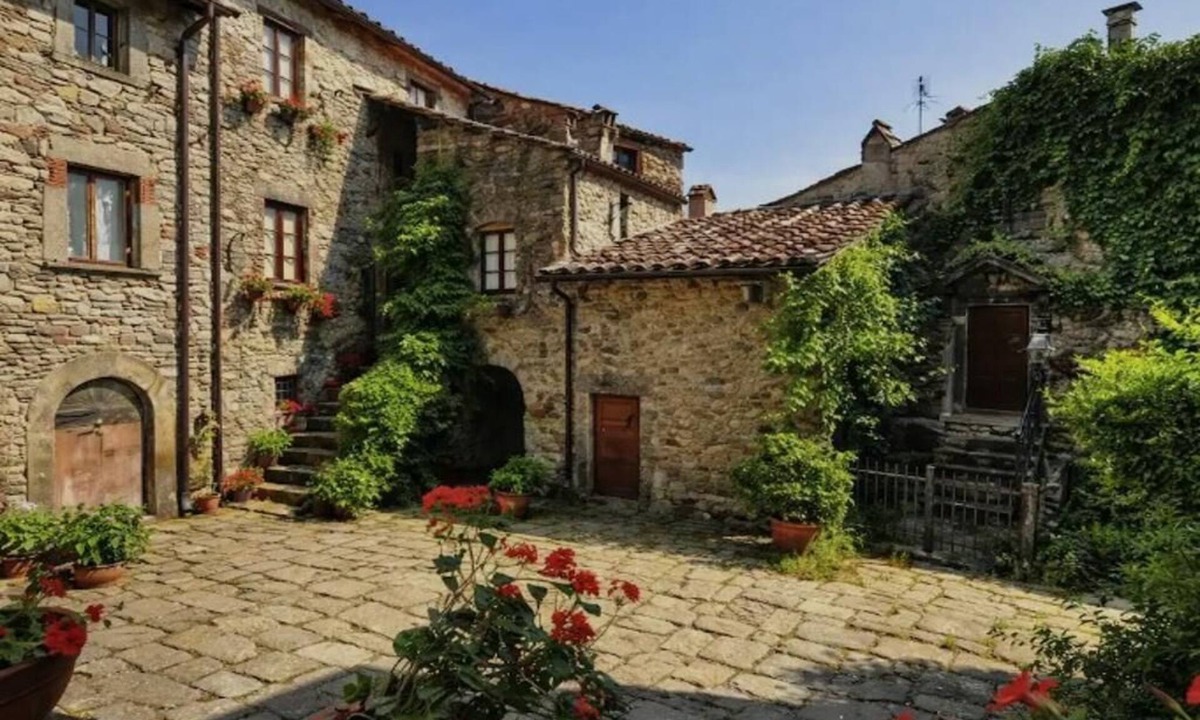 Pescaglia Apartment | Charming ancent Stone Houes located near Lucca