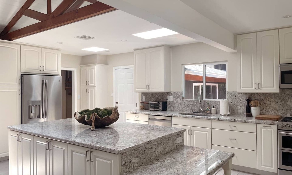 Beverly Glen Villa | Charming Bel Air Resort Villa with Pool 4 min from Sunset
