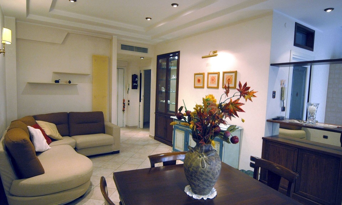 Zona XIX Casal Morena Apartment | Chic apartment in Rome for 3 people with 2 bedrooms and two bathrooms!