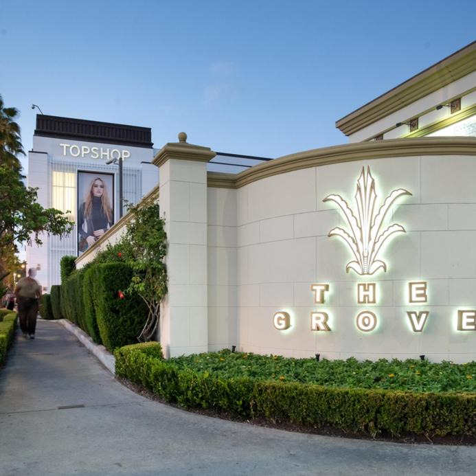 La Brea Apartment | Chic Private 2 bedroom Condo near the Grove