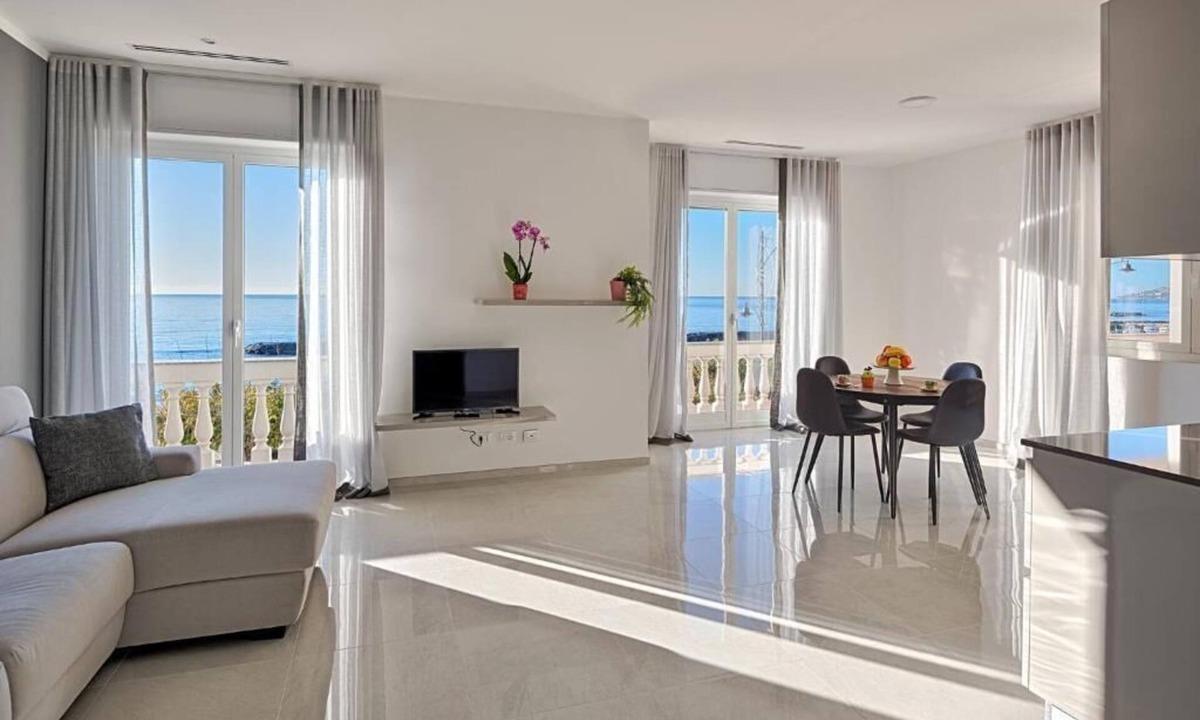 Santo Stefano al Mare Apartment | Cicolombo - Mareri apartments