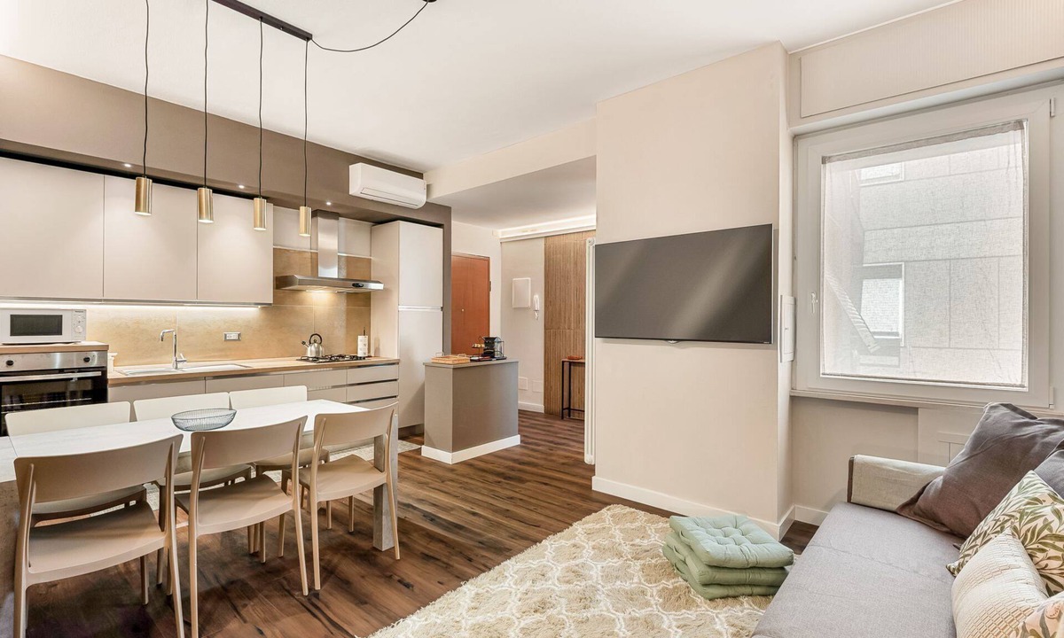 La Spezia Historic Centre Apartment | Cinque Terre The Abbey Apt - Two bathrooms