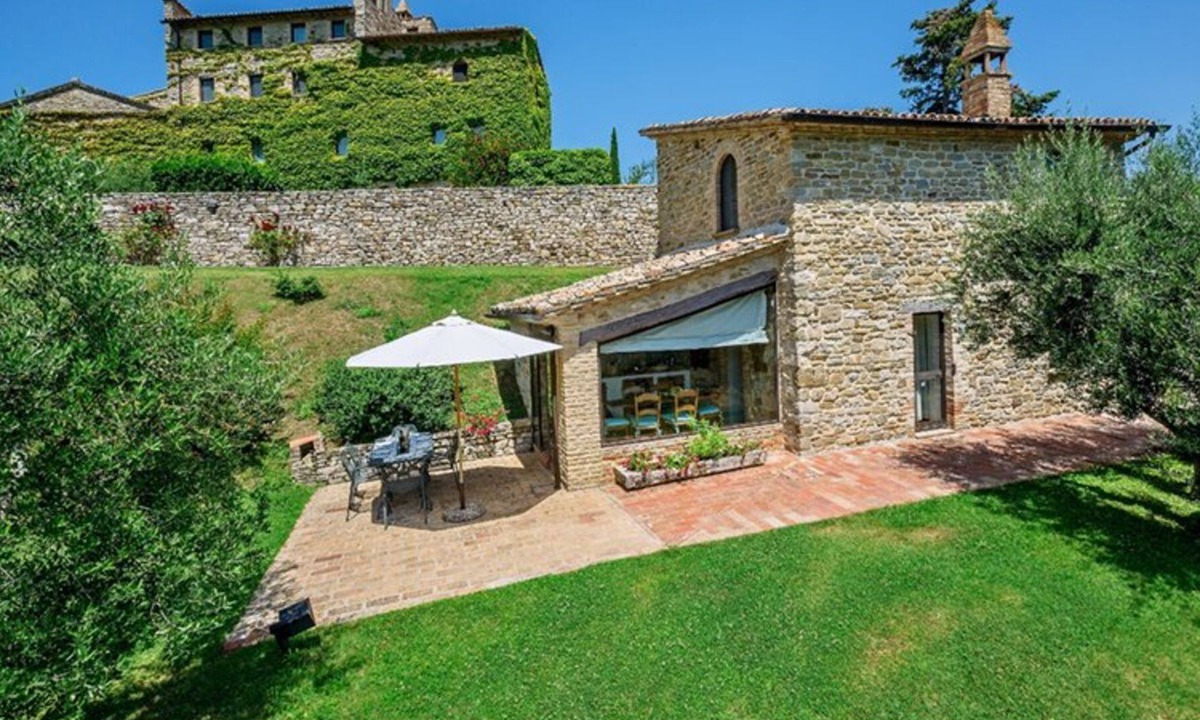 Umbertide Apartment | Cipressi - Luxury Vacation Rental in Umbertide