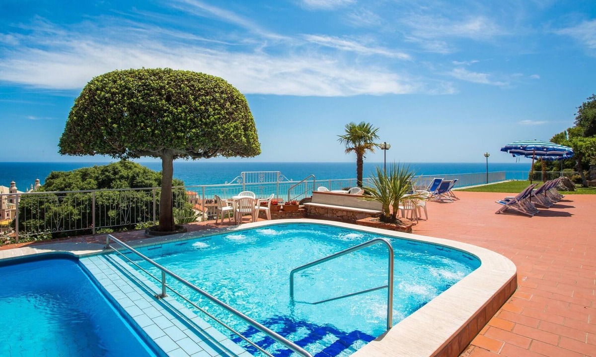 Pietra Ligure Apartment | Classic Appartement in Pietra Ligure