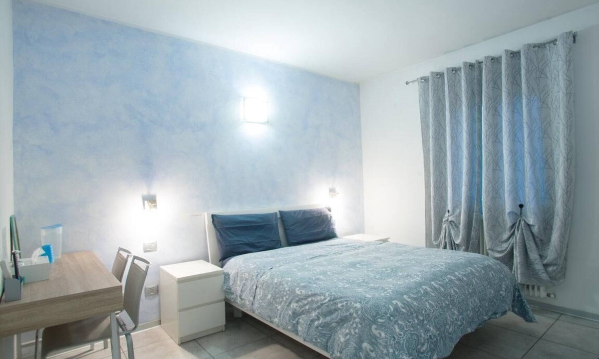 Porotto House | Classic Triple Room BLU ROOM
