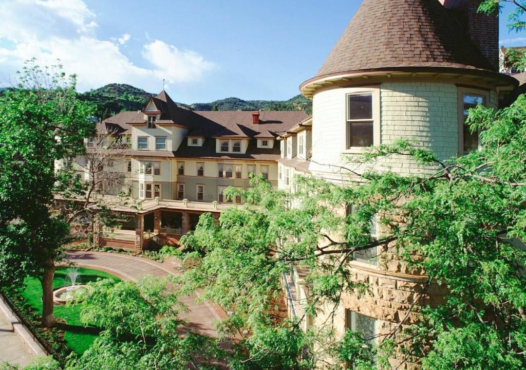 Manitou Springs Historic District Hotel | Cliff House at Pikes Peak