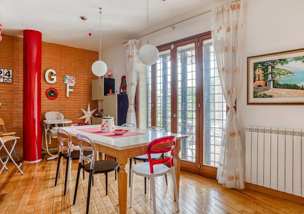 Riano Villa | Comfortable Villa in Roma with Garden and Barbecue
