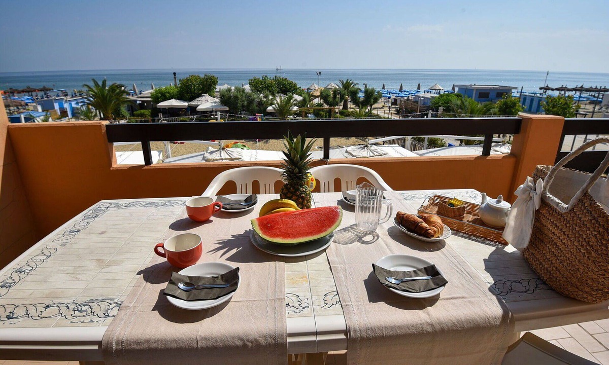 Silvi Marina Apartment | Cosy apartment for 4 guests with WIFI, TV, balcony and pets allowed