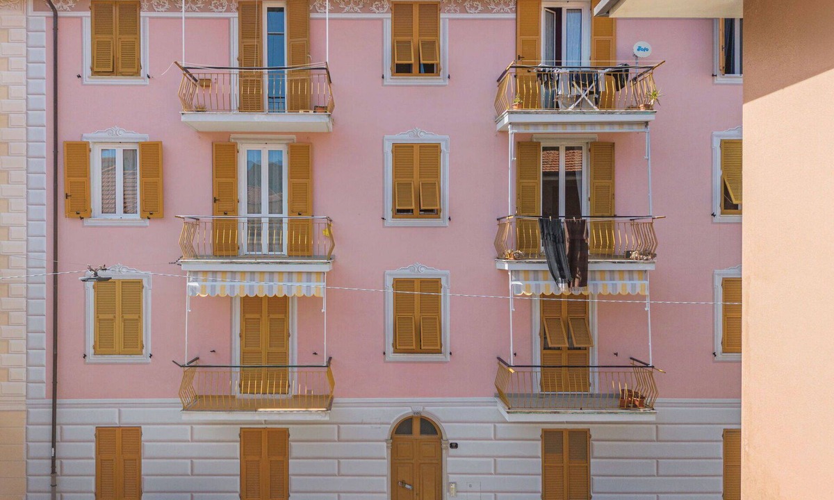 Riva Trigoso Apartment | Cosy apartment for 4 people with WIFI, TV and balcony
