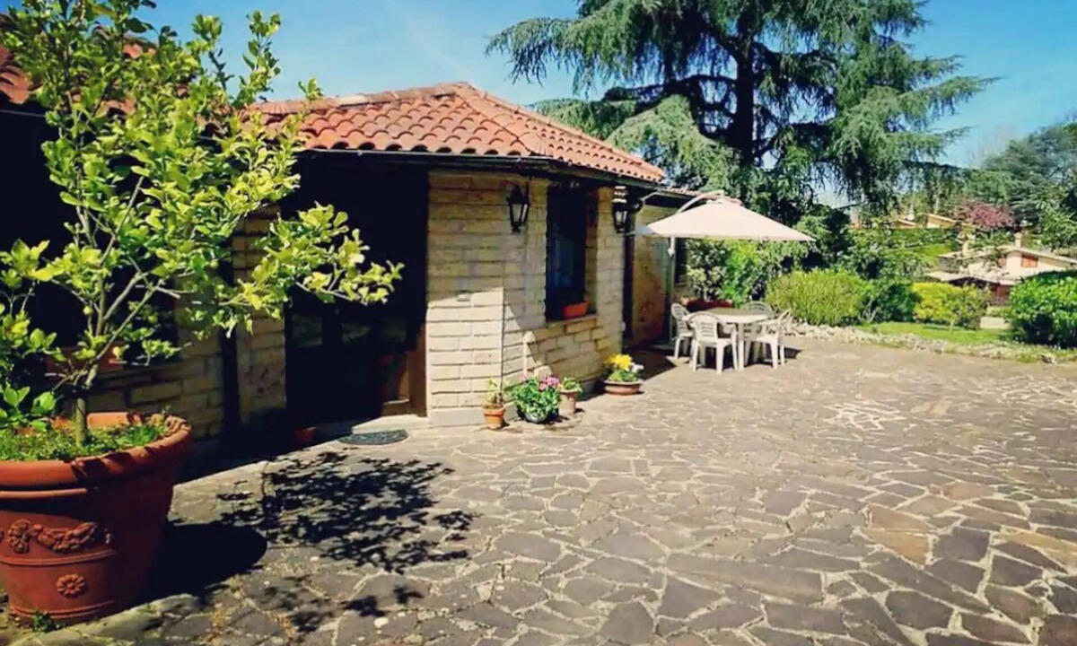 Montelarco House | Cottage with Private Garden near Rome Country Home