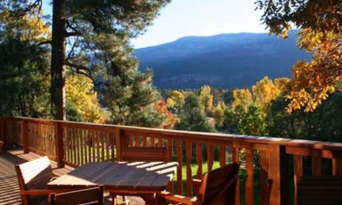 Durango - Purgatory Bed & Breakfast | Country Sunshine Bed and Breakfast