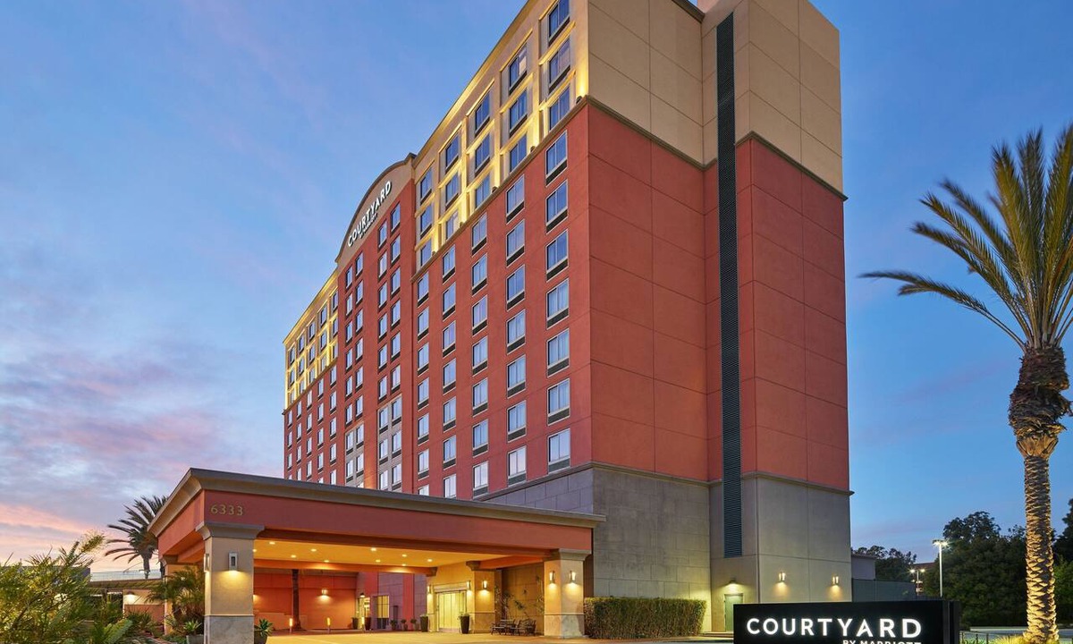 Fox Hills Hotel | Courtyard by Marriott Culver City Los Angeles