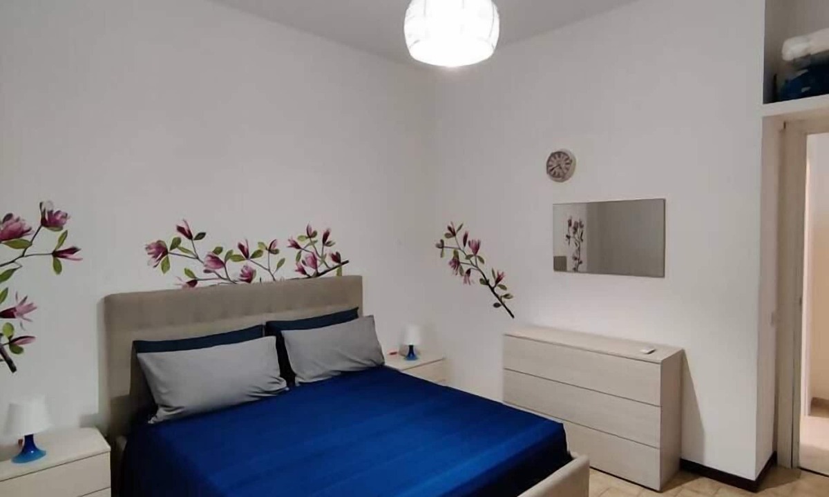 Torvaianica Apartment | Cozy Flat Near Beach | WiFi & Comfort, Torvaianica
