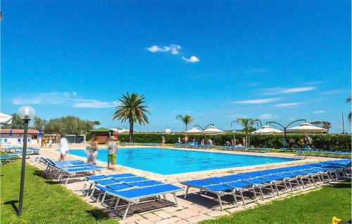 Lido di Tarquinia House | Cozy Home In Tarquinia With Swimming Pool