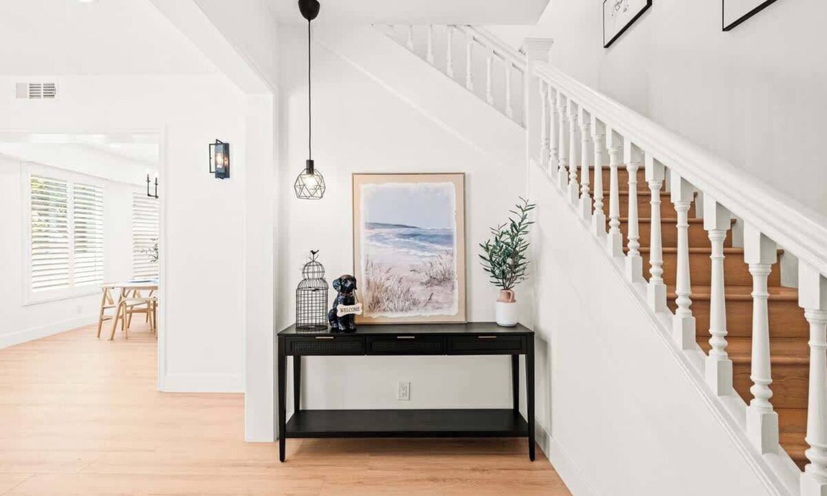 Harbor Cottage | Cozy Retreat Near Downtown Perfect for Families