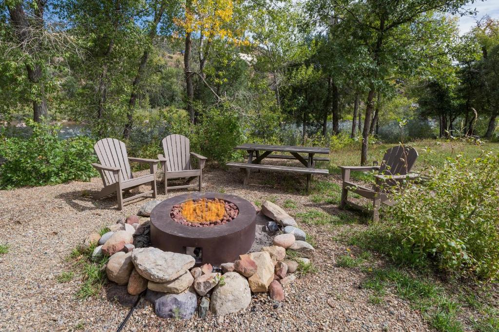 Durango House | CR 213 - Combo