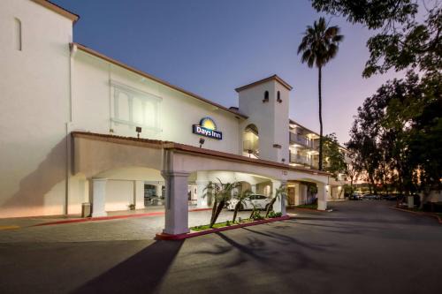 Northwest Anaheim Hotel | Days Inn by Wyndham Buena Park Anaheim