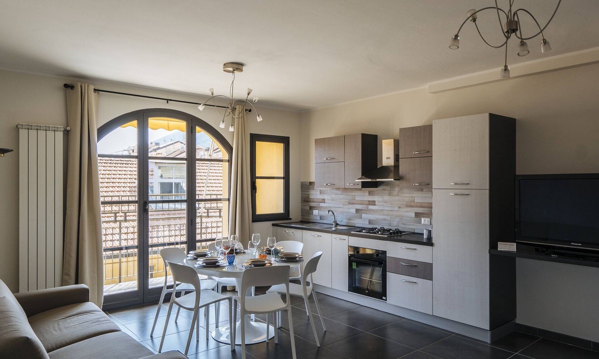 Albenga Apartment | Dei Mille 31 A - Three Bedroom Apartment, Sleeps 8